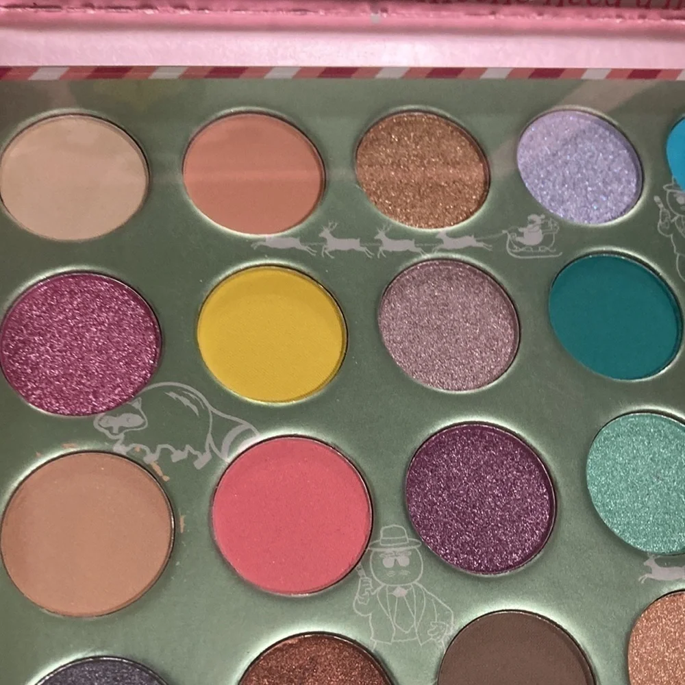 I ❤️ REVOLUTION ELF I'M A COTTON HEADED NINNY MUGGINS EYE SHADOW PALLET